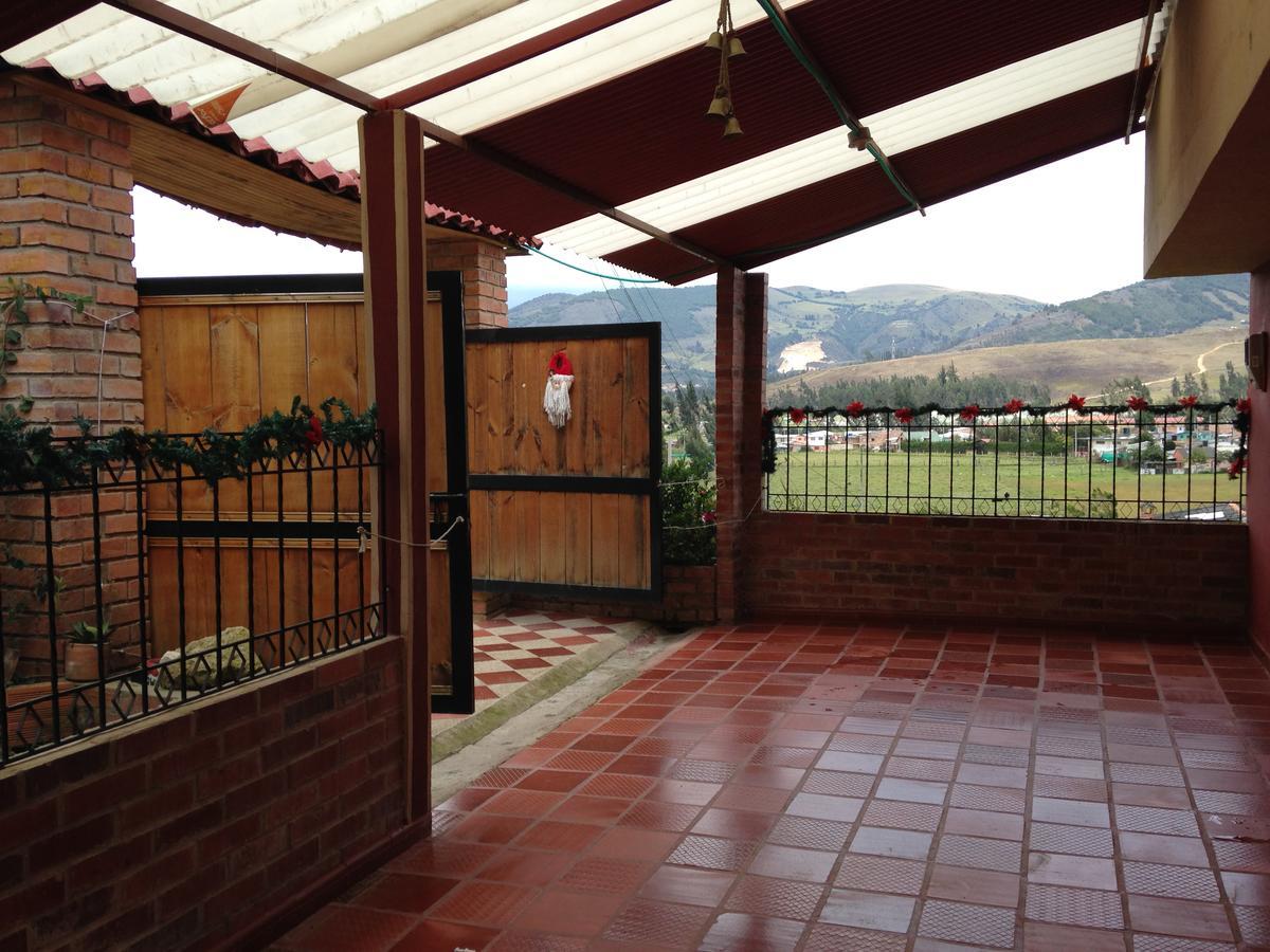 Hostal Casa Lantana Suesca Kültér fotó